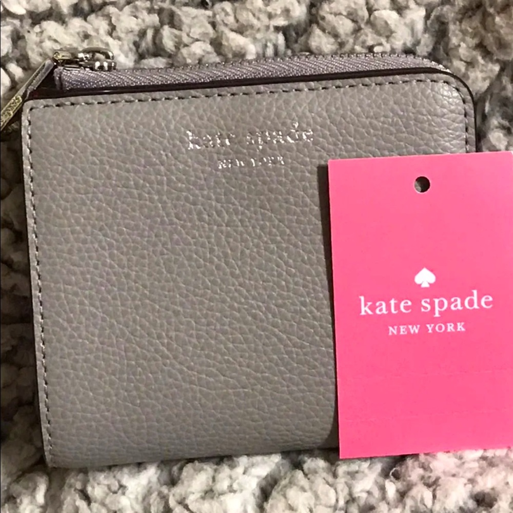 NWT KATE SPADE EVA I-Zip Bifold Wallet-Nimbus Grey